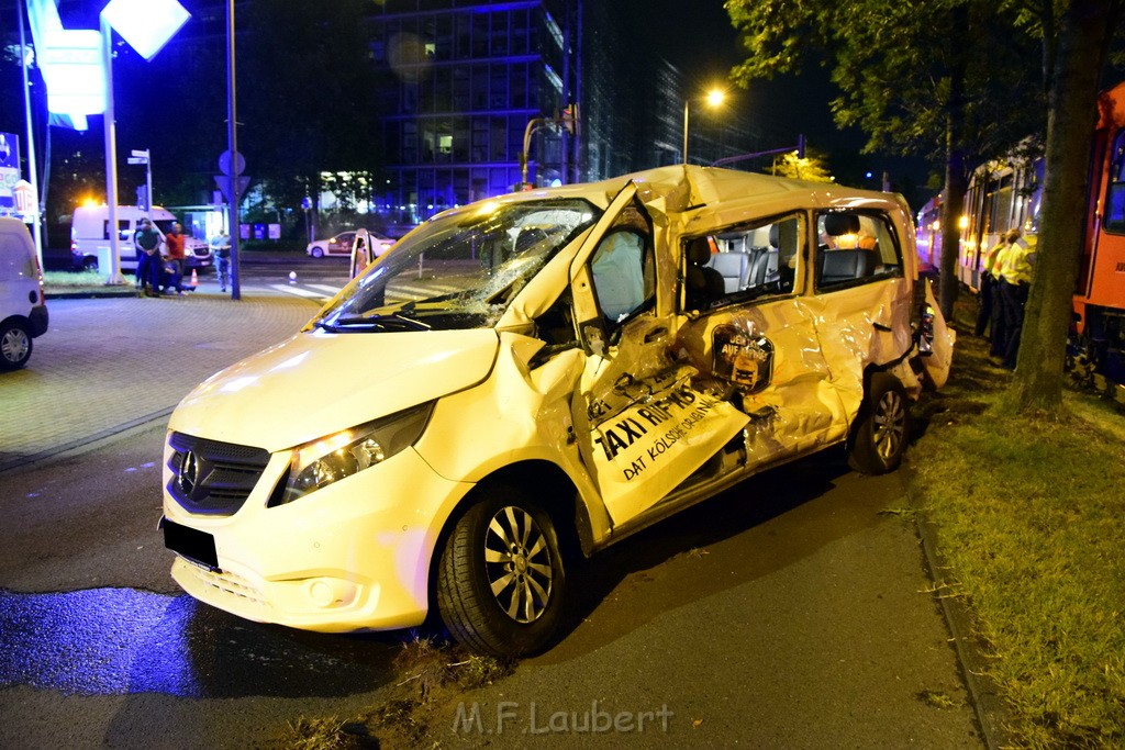 VU PKW Strab Koeln Niehl Amsterdamerstr Friedrich Karlstr P317.JPG - Miklos Laubert